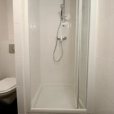 Apartman Into - De Ville